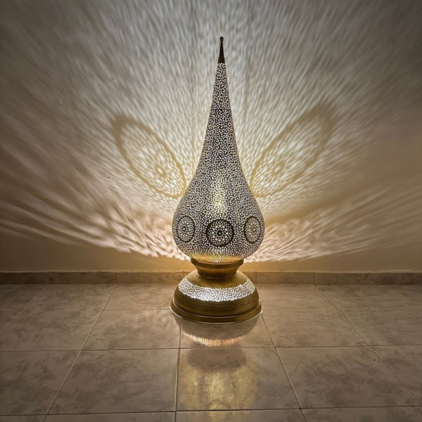 Handcrafted Brass Table Lamp – Moroccan Touch